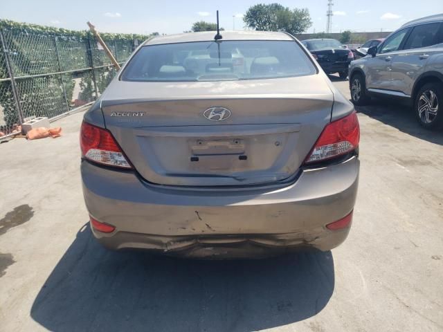 2013 Hyundai Accent GLS