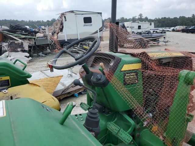 2012 John Deere 5075E