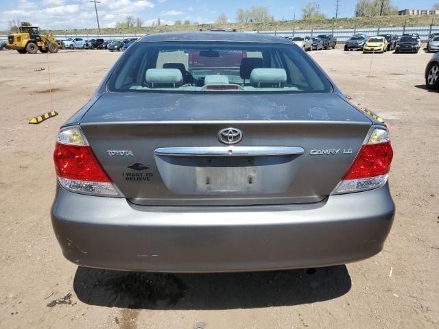 2005 Toyota Camry LE