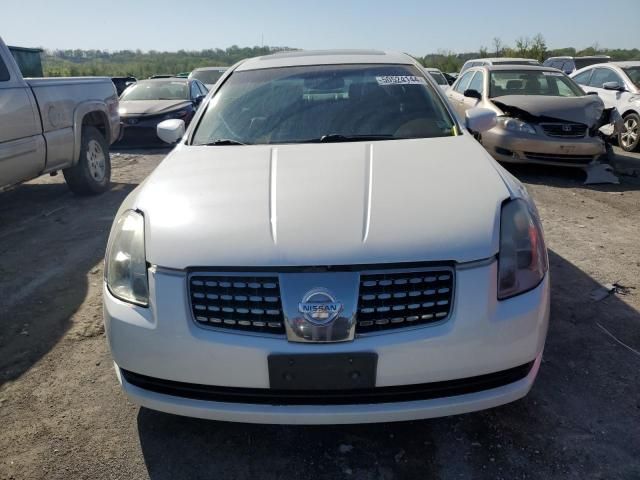 2005 Nissan Maxima SE