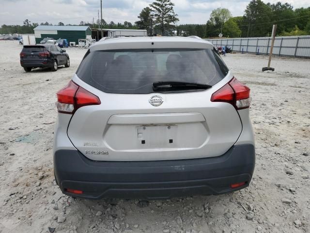 2019 Nissan Kicks S