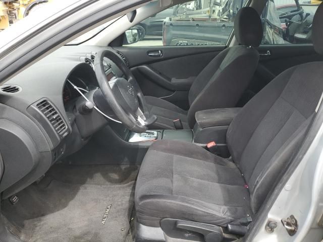 2010 Nissan Altima Base