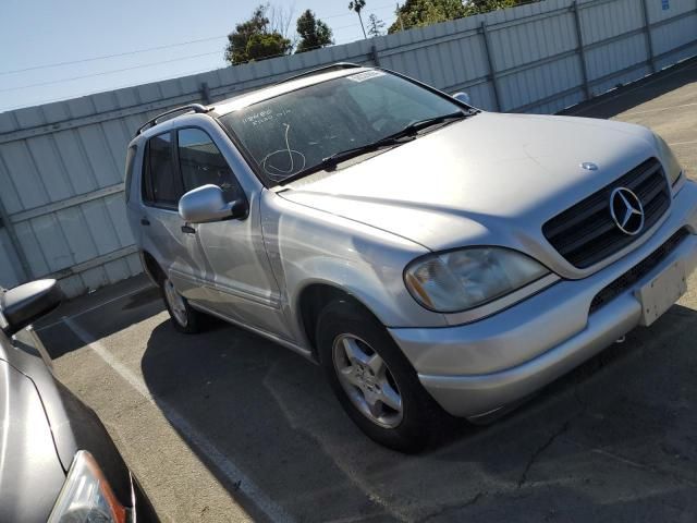 2001 Mercedes-Benz ML 320