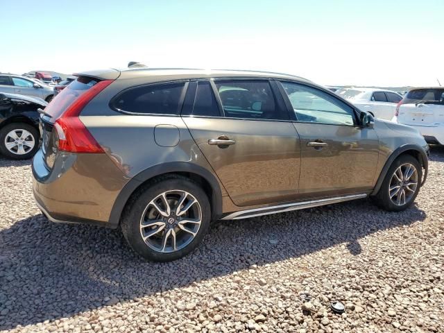 2017 Volvo V60 Cross Country Premier