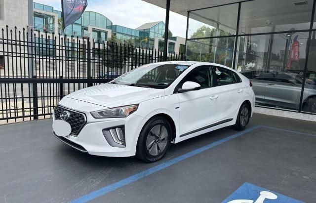 2020 Hyundai Ioniq SE