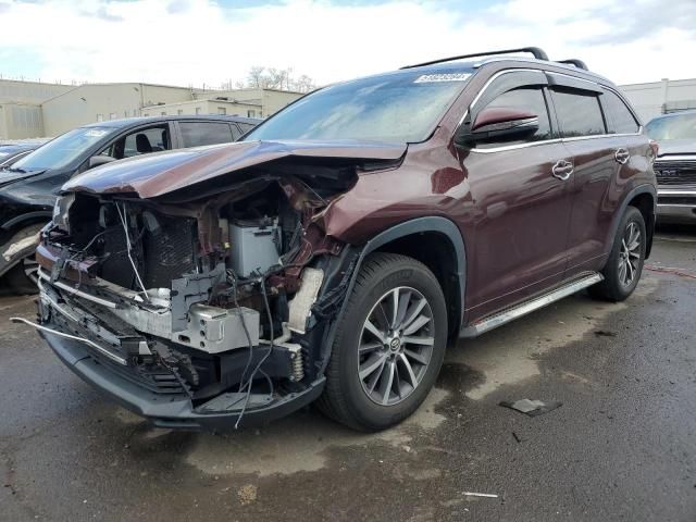 2017 Toyota Highlander SE