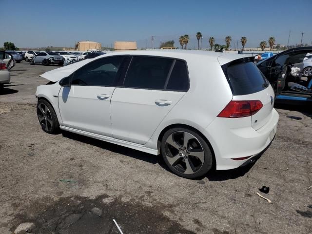 2017 Volkswagen Golf R