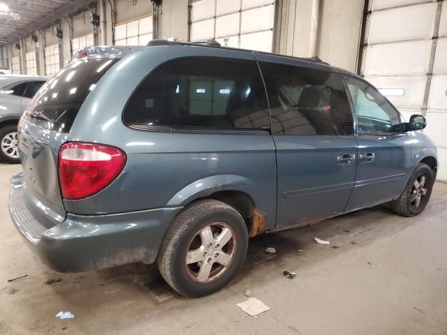 2005 Dodge Grand Caravan SXT