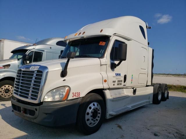 2014 Freightliner Cascadia 125