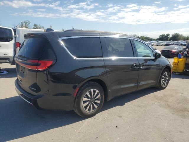 2021 Chrysler Pacifica Hybrid Touring