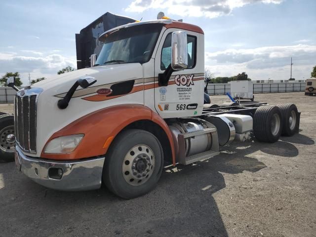 2016 Peterbilt 579