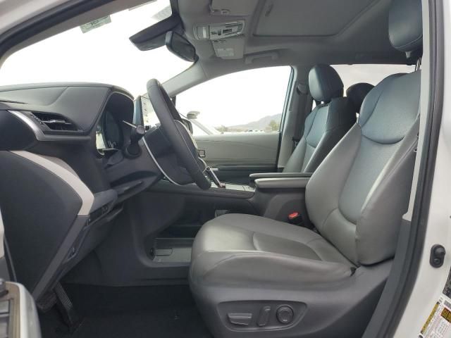 2021 Toyota Sienna XLE