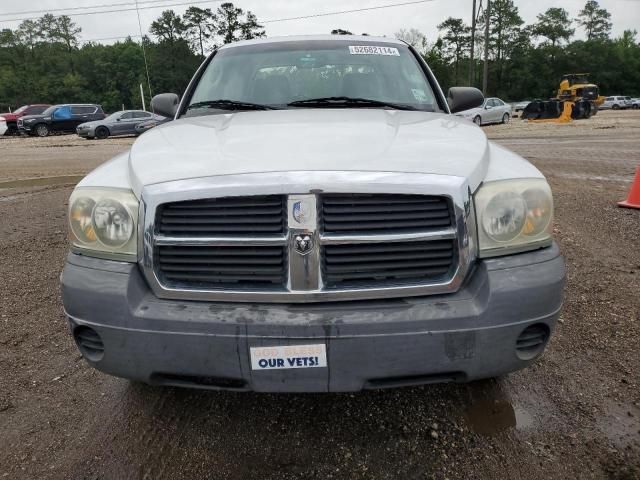 2007 Dodge Dakota Quattro