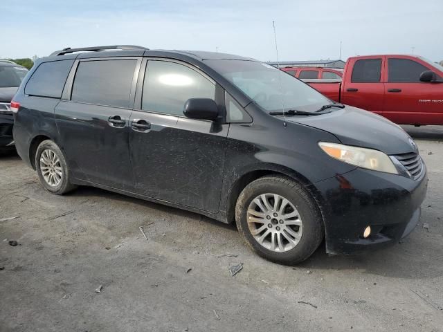 2011 Toyota Sienna XLE