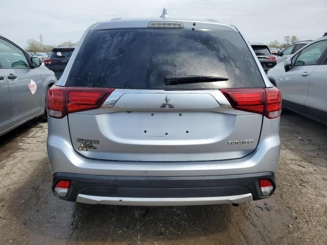 2017 Mitsubishi Outlander ES