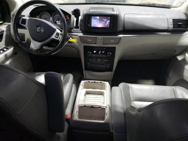 2010 Volkswagen Routan SEL