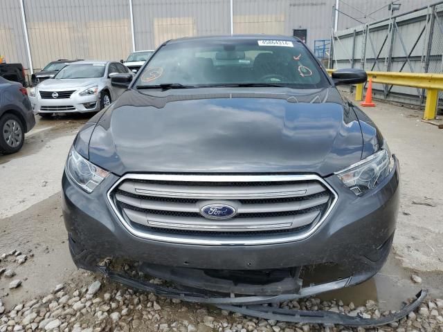 2016 Ford Taurus SEL