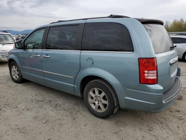 2009 Chrysler Town & Country Touring