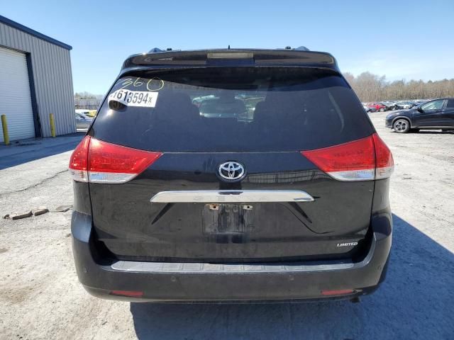 2014 Toyota Sienna XLE