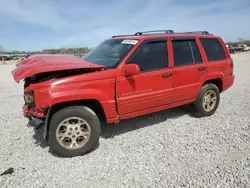 Salvage cars for sale from Copart Wichita, KS: 1996 Jeep Grand Cherokee Limited