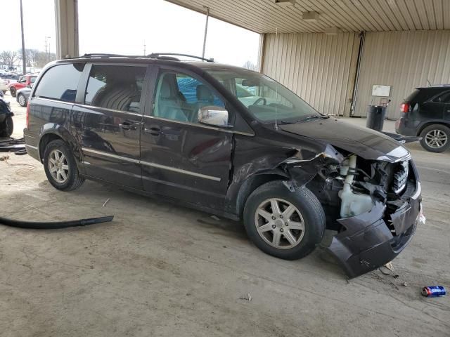 2010 Chrysler Town & Country Touring