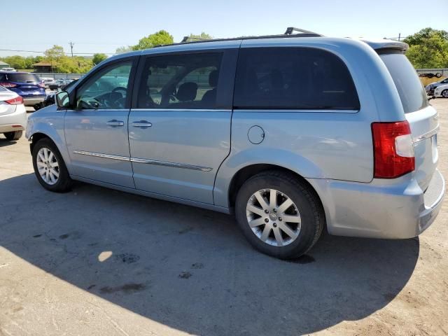 2013 Chrysler Town & Country Touring