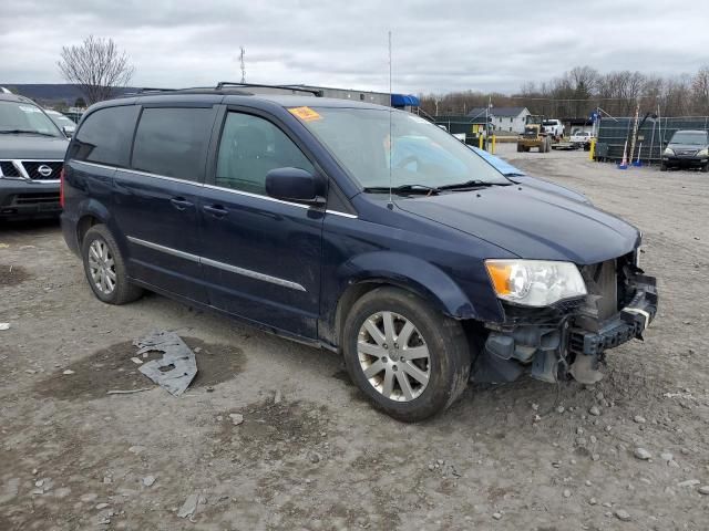 2016 Chrysler Town & Country Touring