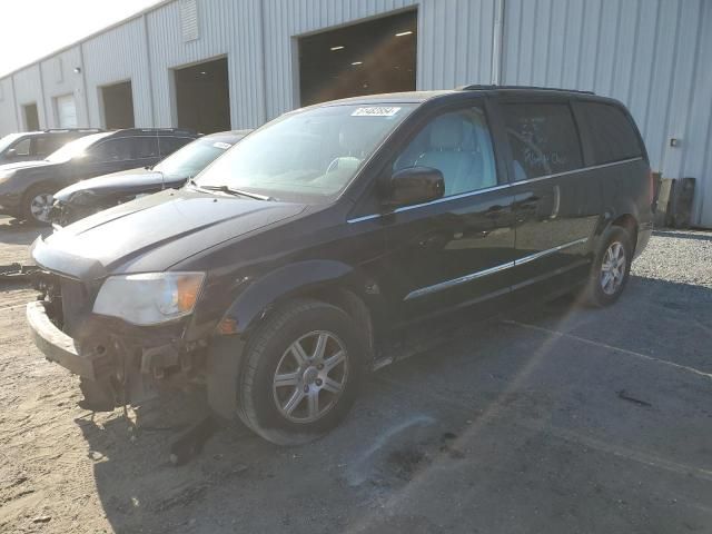 2013 Chrysler Town & Country Touring