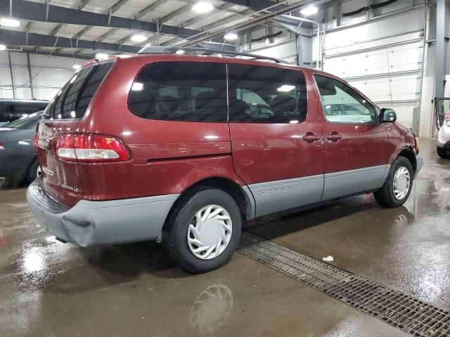 2001 Toyota Sienna LE