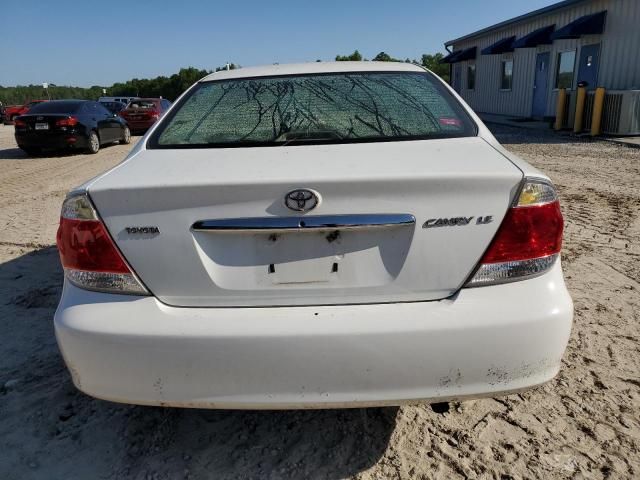 2005 Toyota Camry LE