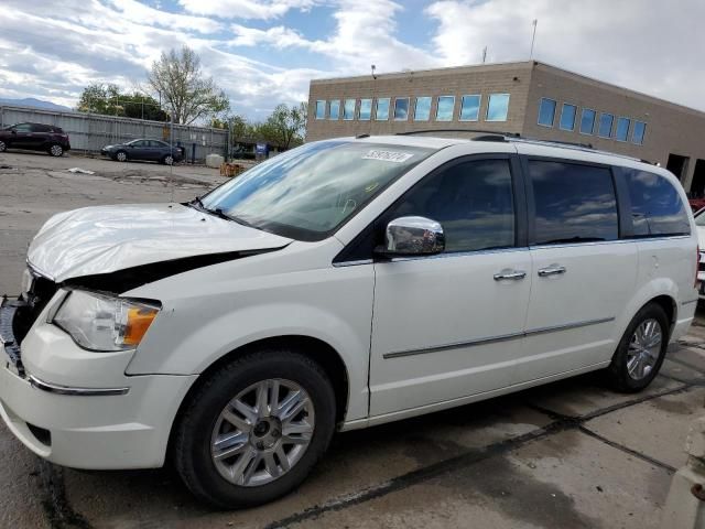 2009 Chrysler Town & Country Limited