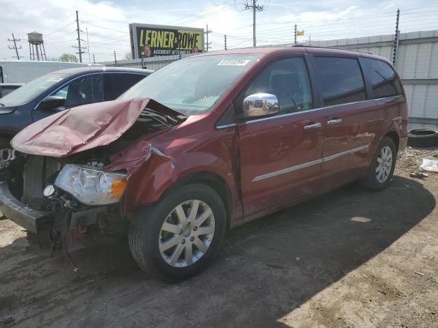 2012 Chrysler Town & Country Touring L