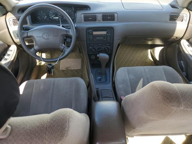 2000 Toyota Camry CE