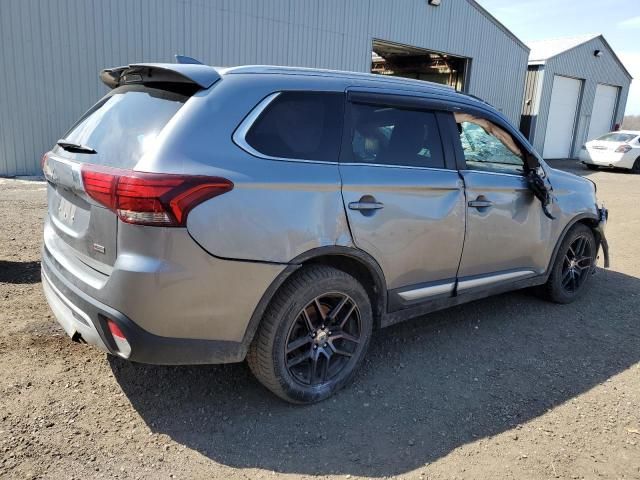 2020 Mitsubishi Outlander ES