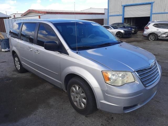 2009 Chrysler Town & Country LX