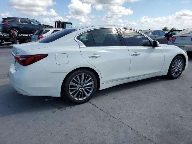 2018 Infiniti Q50 Luxe