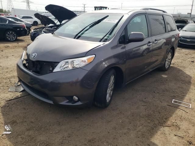 2015 Toyota Sienna XLE