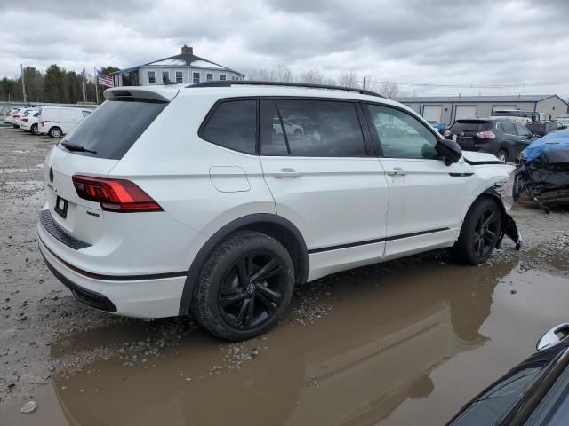 2024 Volkswagen Tiguan SE R-LINE Black