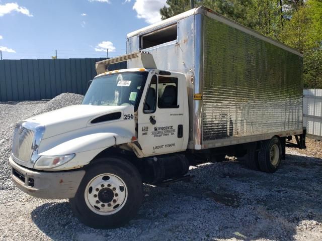 2004 International 4000 4300