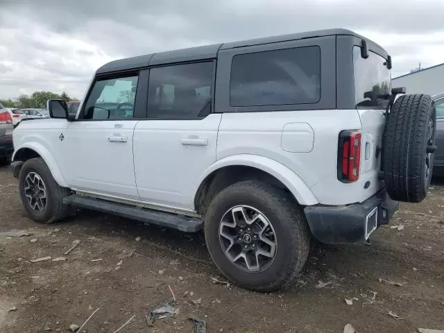 2023 Ford Bronco Base