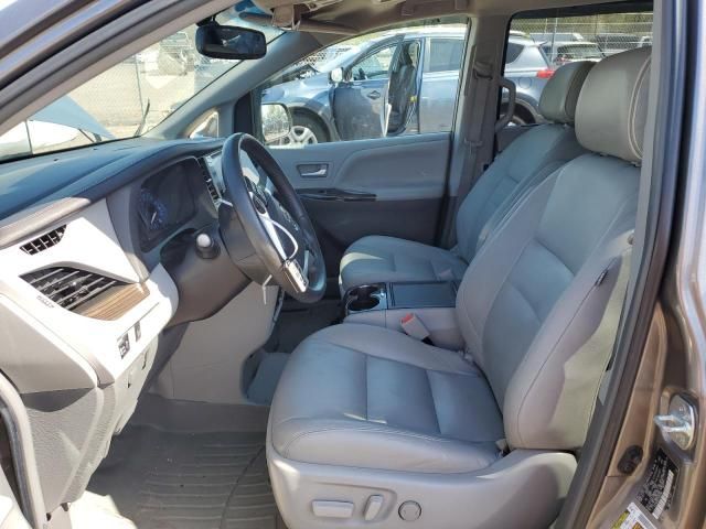 2015 Toyota Sienna XLE