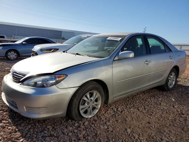 2005 Toyota Camry LE