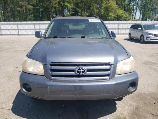 2004 Toyota Highlander Base