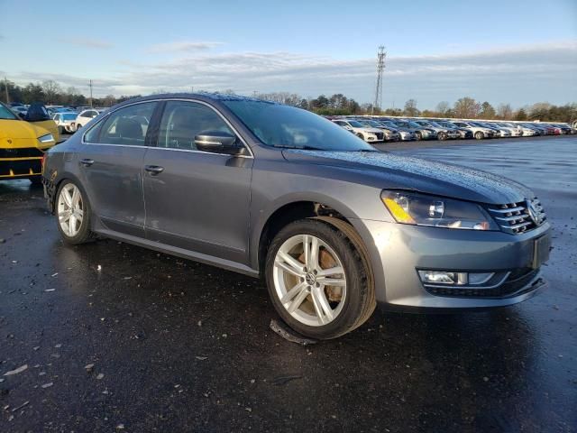 2013 Volkswagen Passat SEL