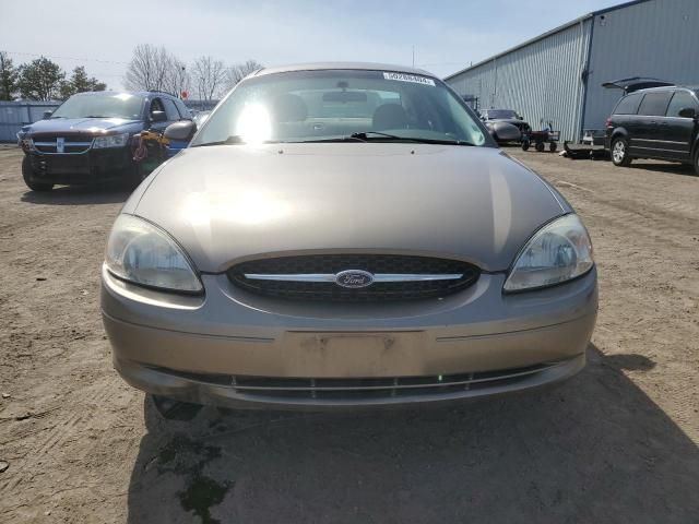 2002 Ford Taurus SE