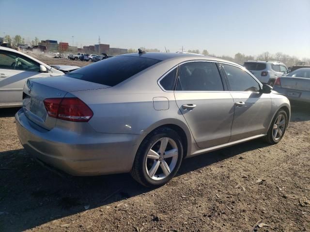 2013 Volkswagen Passat SE