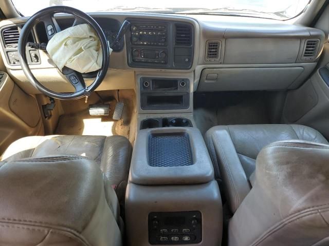 2004 Chevrolet Suburban C1500