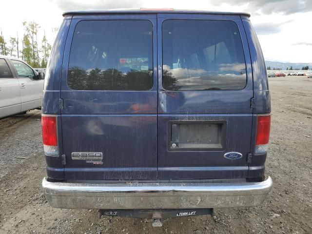 2006 Ford Econoline E350 Super Duty Wagon