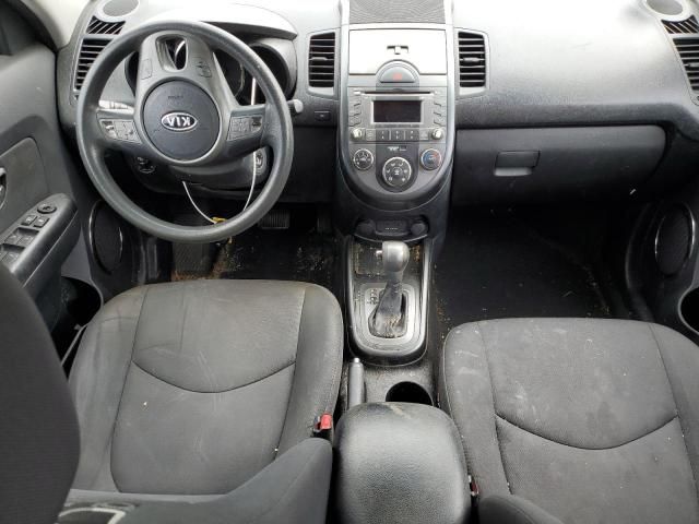 2011 KIA Soul +