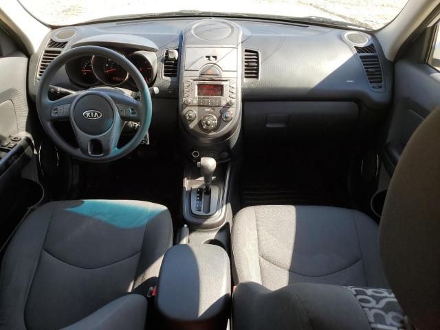 2010 KIA Soul +